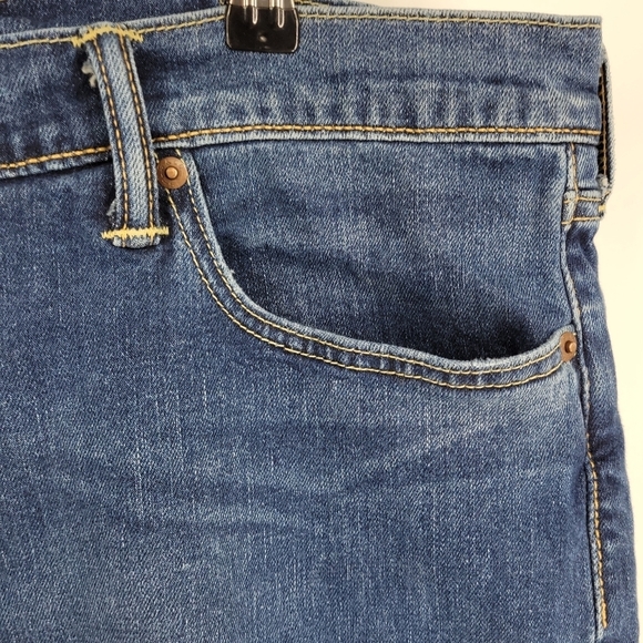 Levi Strauss Mens Casual Straight Leg Work Jeans Size 40x30 - Picture 6 of 16